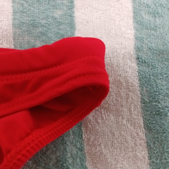 (*) ARIGREBEN RED SWIM BRIEF, 1" Sides, Size "M" (`32") - (Pre-Owned) - Picture 3 of 7